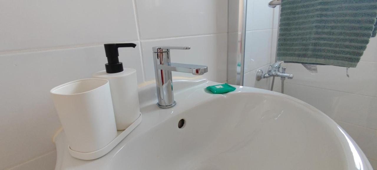 Mimosa Flat City Cente 2Bdr Nikosia Bagian luar foto